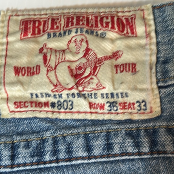 True Religion Cotton Denim Distressed Blue Jean Shorts 36 waist like new - Picture 5 of 12